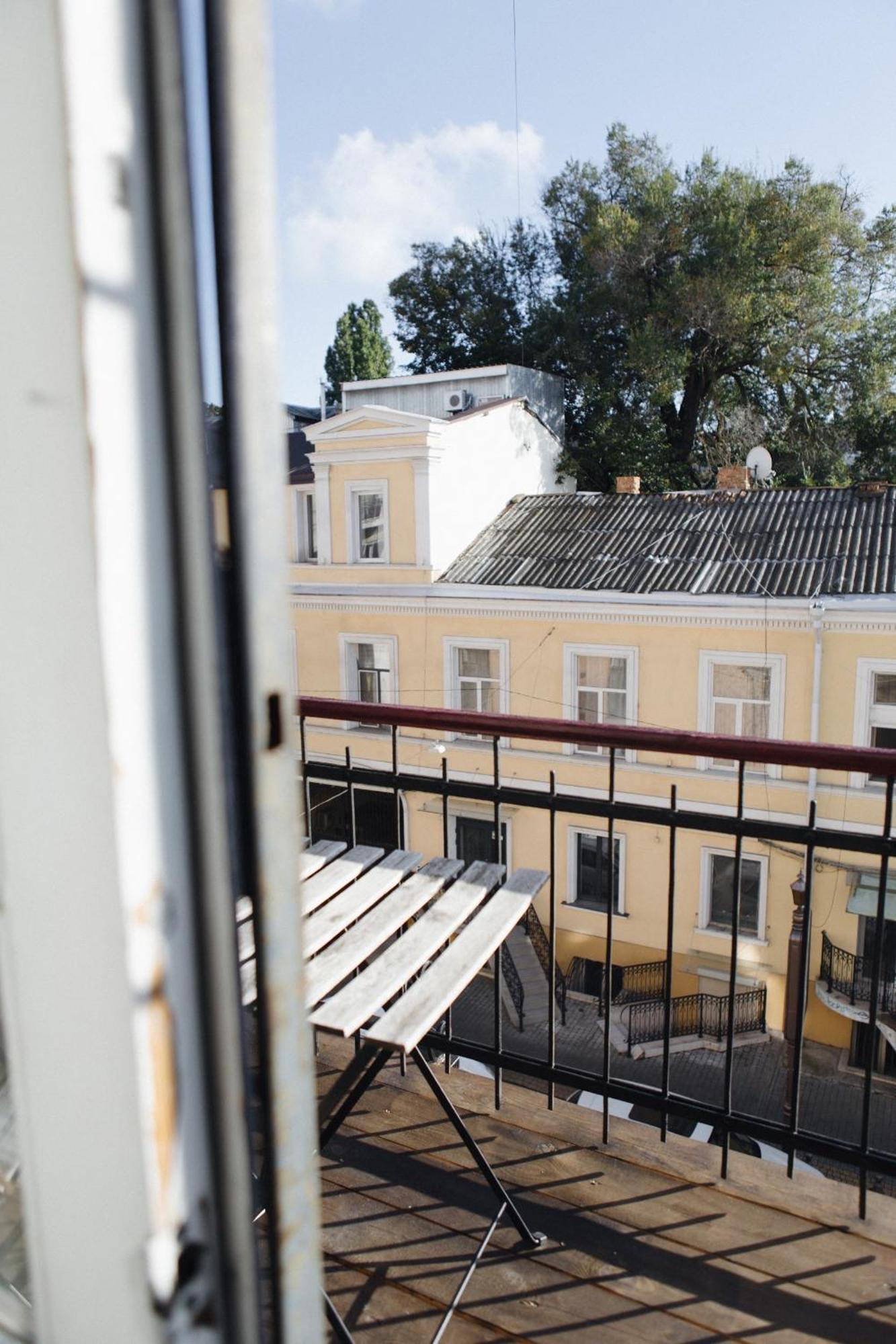 Great Appartment In The Center Of Odessa Ngoại thất bức ảnh